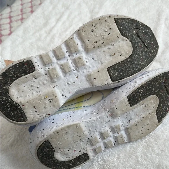 Nike Multicolor Athletic Sneakers - Picture 4 of 7